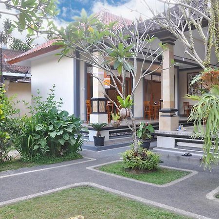 Dunung Sari Homestay Ubud  Exterior photo